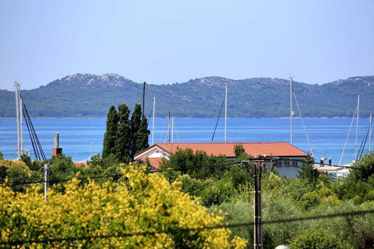 Apartments Mara Zadar Exterior photo