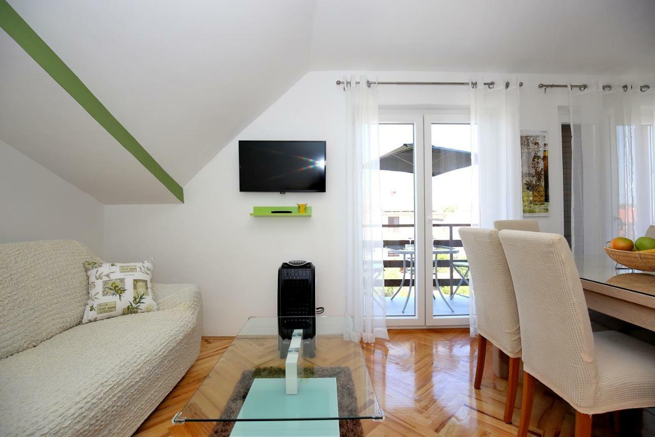 Apartments Mara Zadar Exterior photo